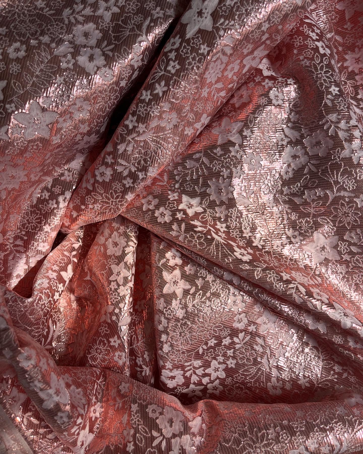 Rosa blomsterblanding